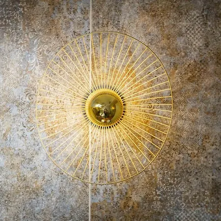 Hostunia アパート